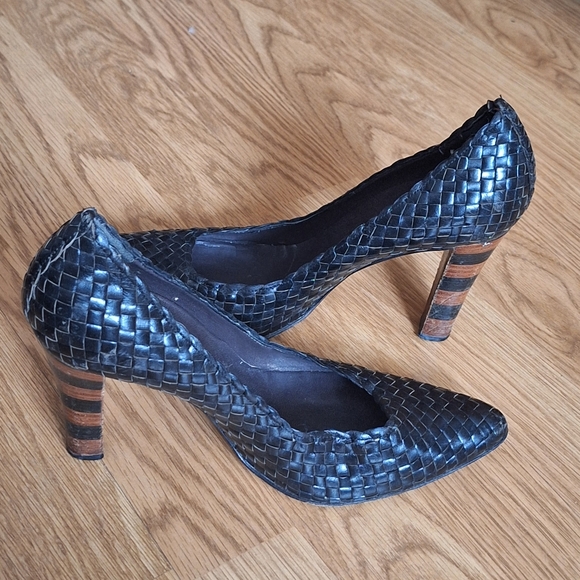 GEORGINA GOODMAN BLACK LEATHER WOVEN HEELS Size 9 - Picture 7 of 11